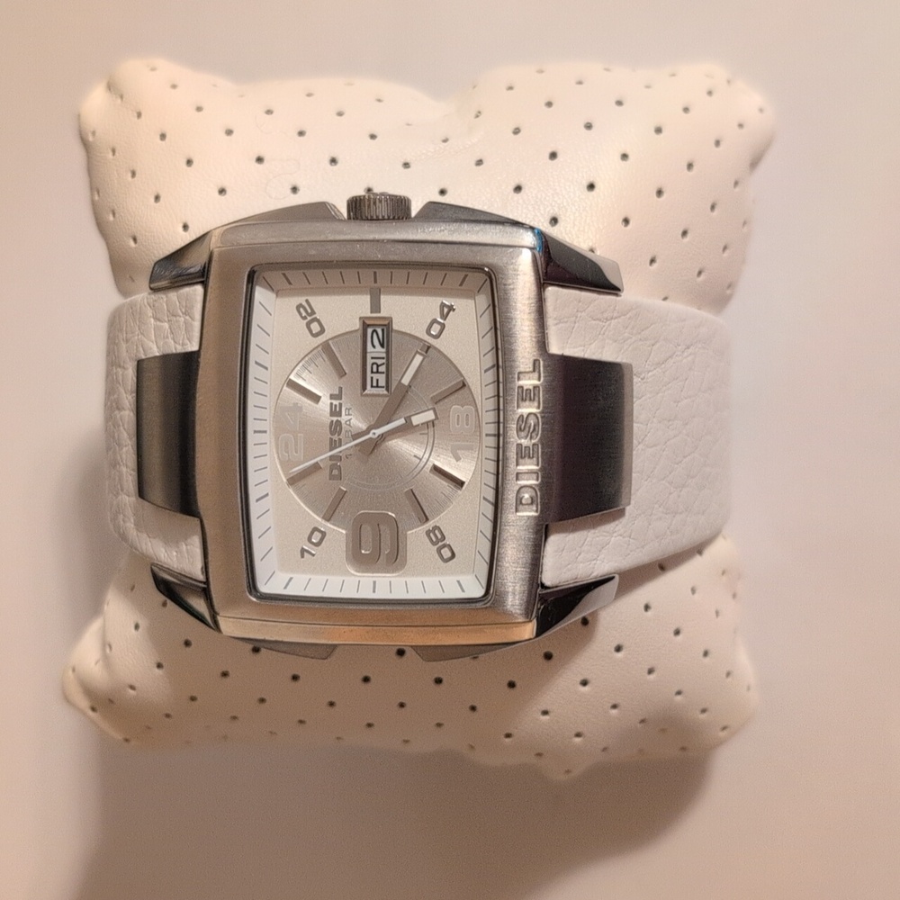 Diesel White and Silver Rectangular Watch - Picture 5 of 6